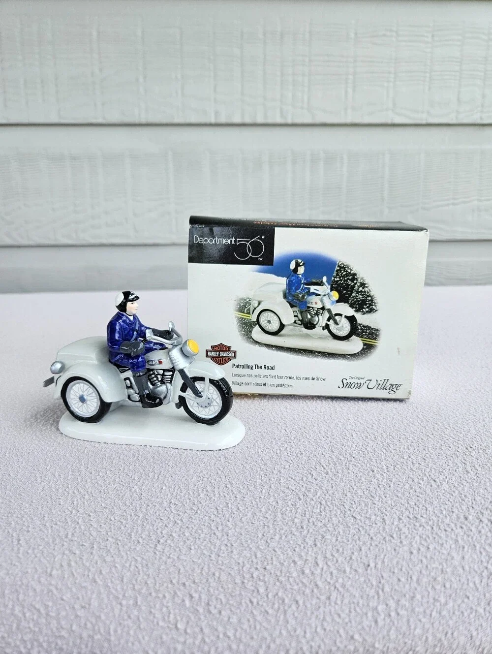 Department 56 Harley Davidson Patrolling The Road 54971 Snow Village Motorcycle